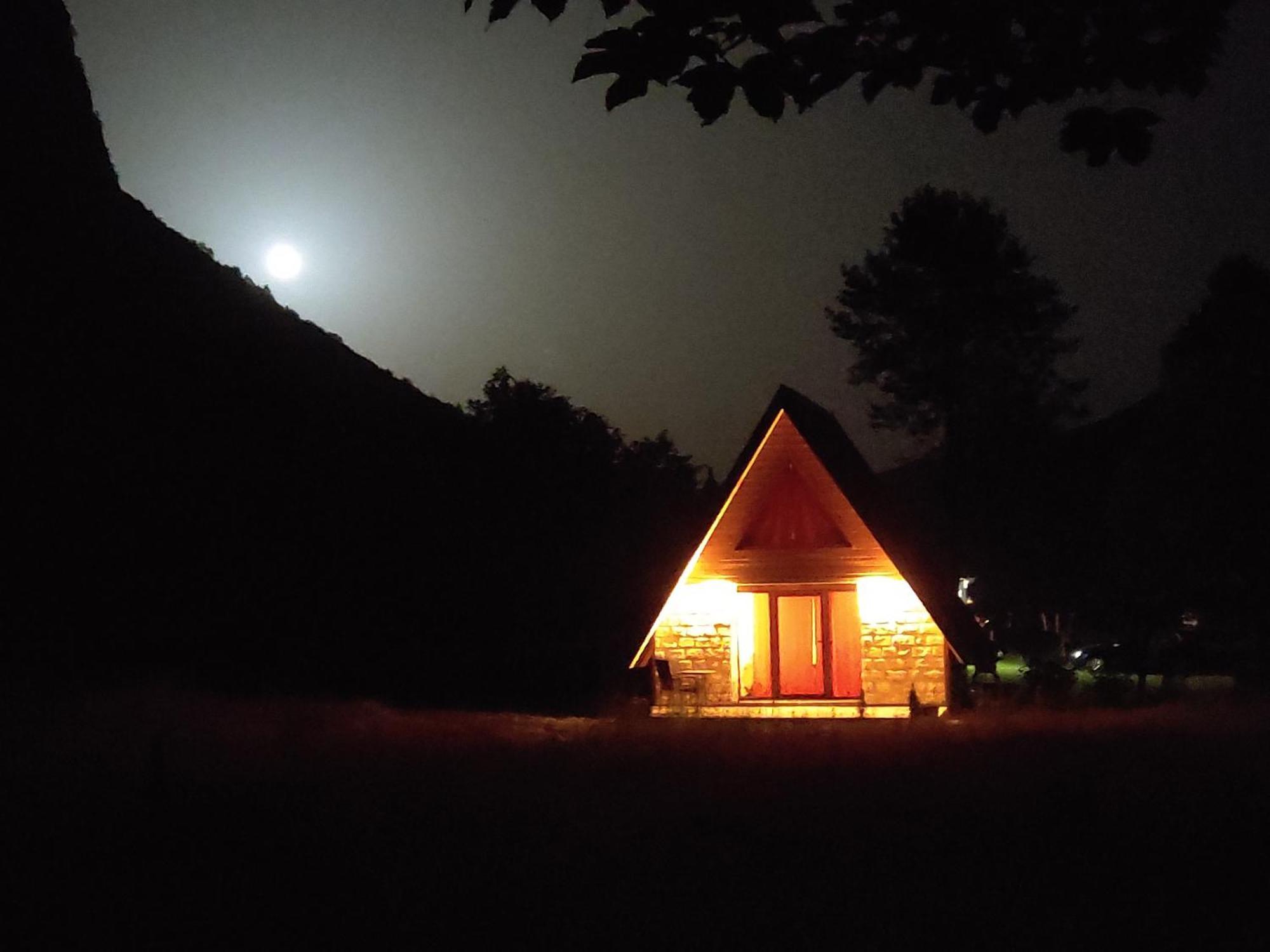 Eco Resort Komarnica Savnik Экстерьер фото